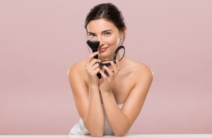 Day vs Night Makeup: Application Techniques You Need to Know